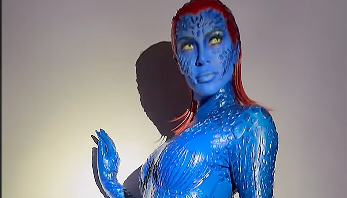 Kim Kardashian Choose Daring Mystique Look For Halloween The Celeb Post 6936