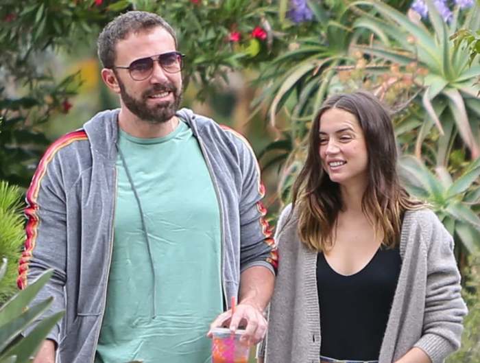 De Armas with Affleck