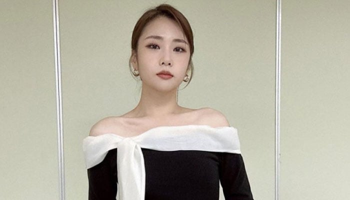 Haesoo commits suicide: Trot singer was 29