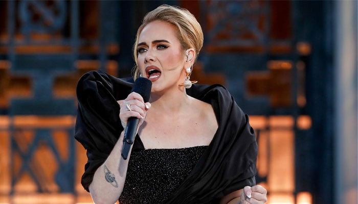 Adele suffers gruelling skin infection during Las Vegas residency