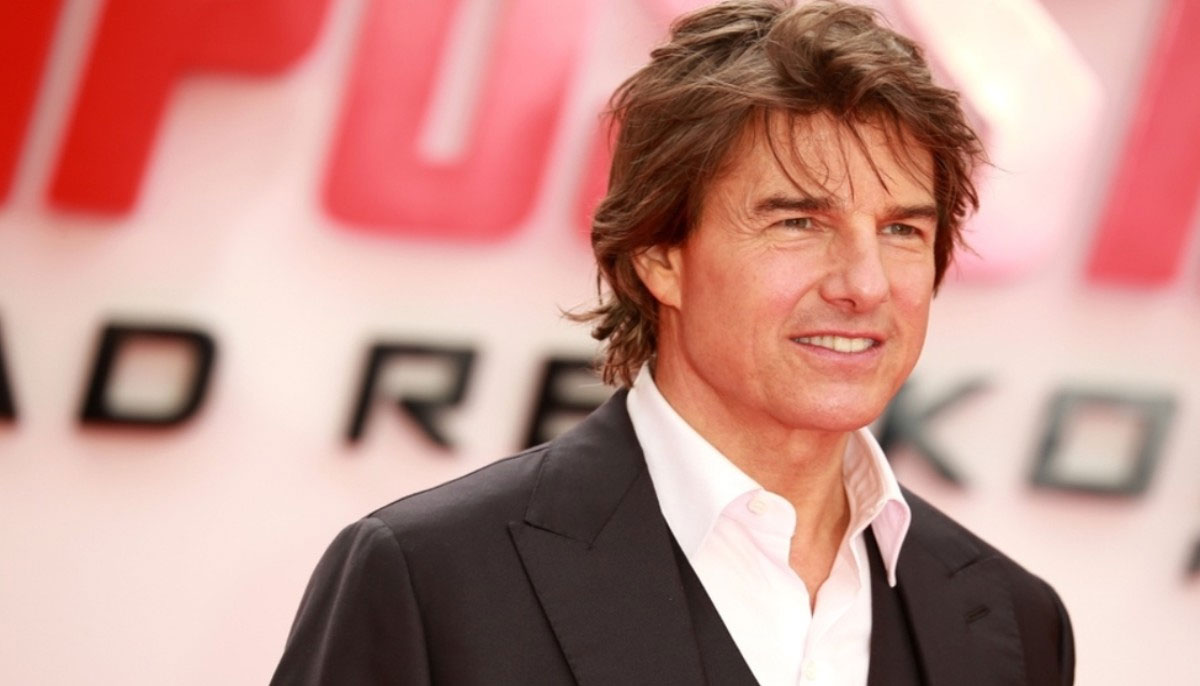Tom Cruise conquers hearts with his breakdancing skills