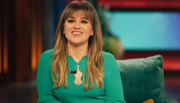 Why are guest hosts being used in Kelly Clarkson's absence from her show?